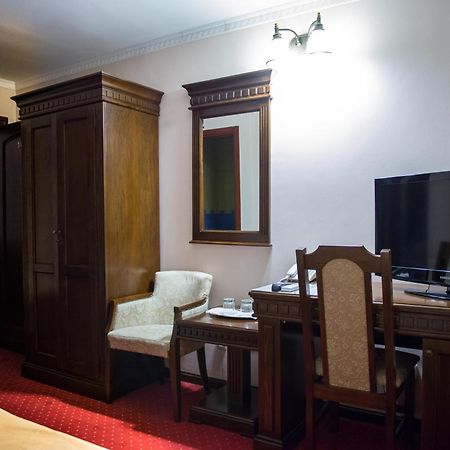 Hotel President Сату-Маре Номер фото